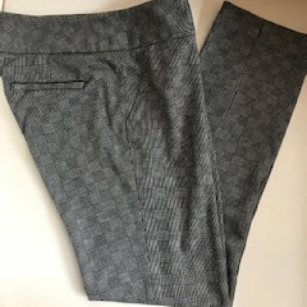 Vince Camuto Classic Checkers  Pants